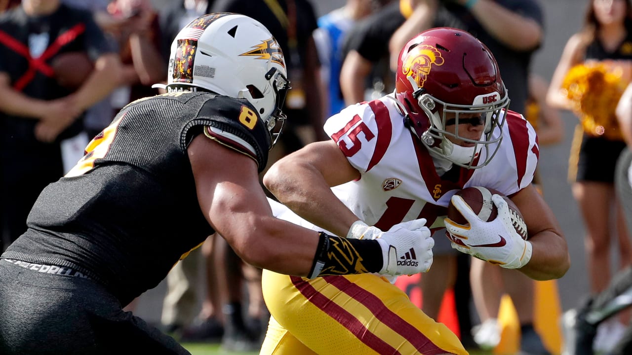 Check out this awesome angle of Romeo Doubs' ridiculous touchdown catch