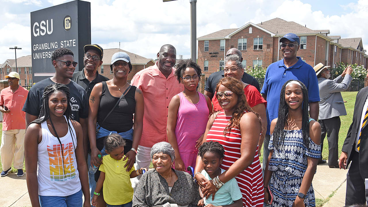 Grambling State Honors Doug Williams With Street Name