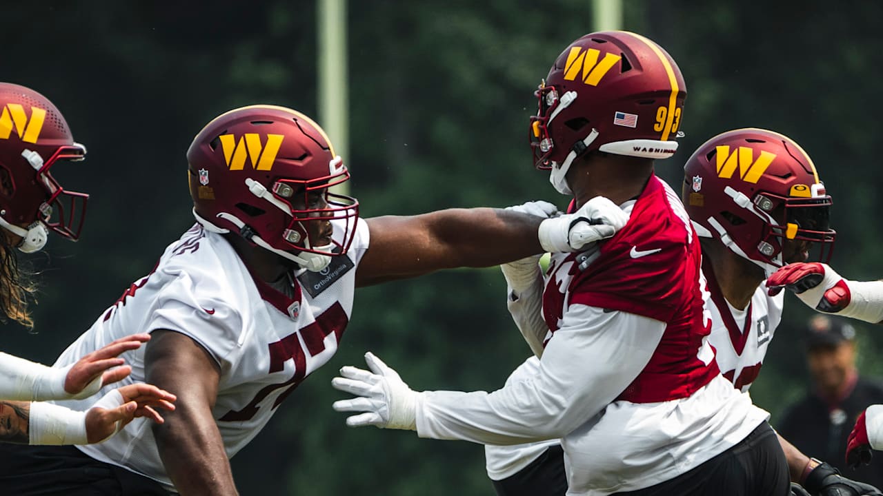 Press Conference: OL Sam Cosmi During Rookie Minicamp