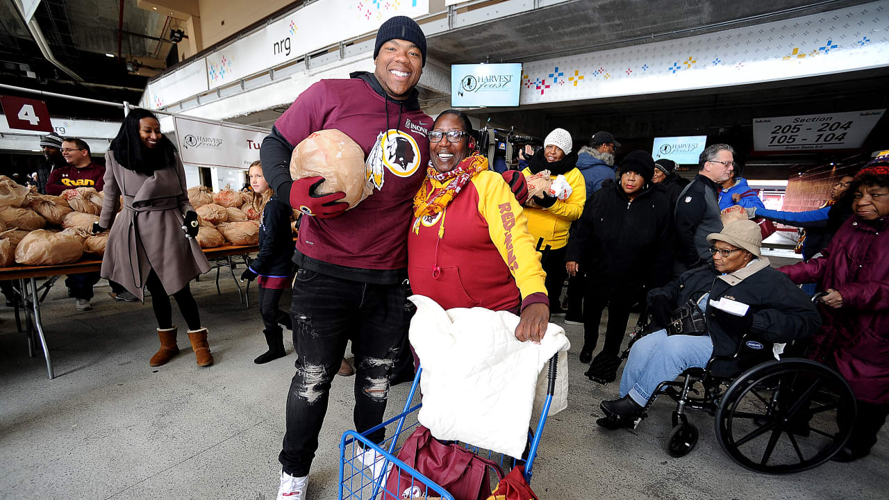 Redskins player sponsors clothing drive to help fight homelessness