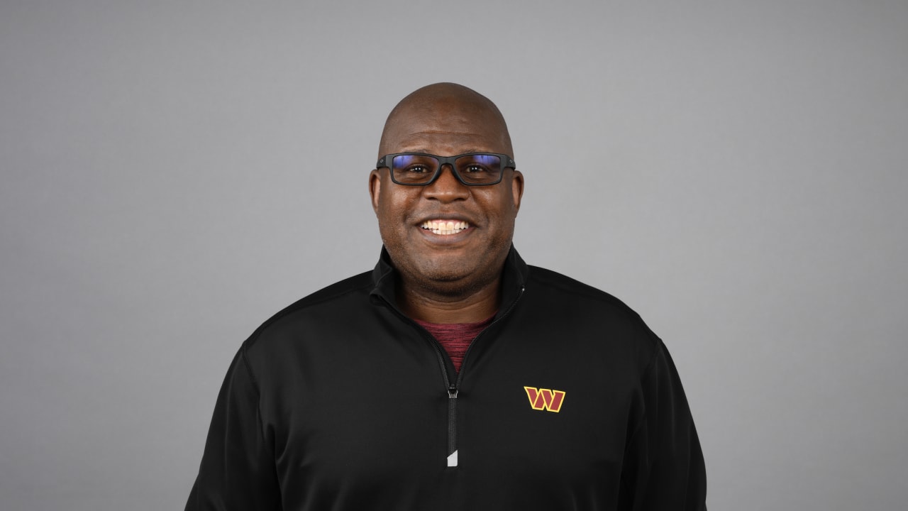 Eric Bieniemy named Washington Commanders offensive coordinator