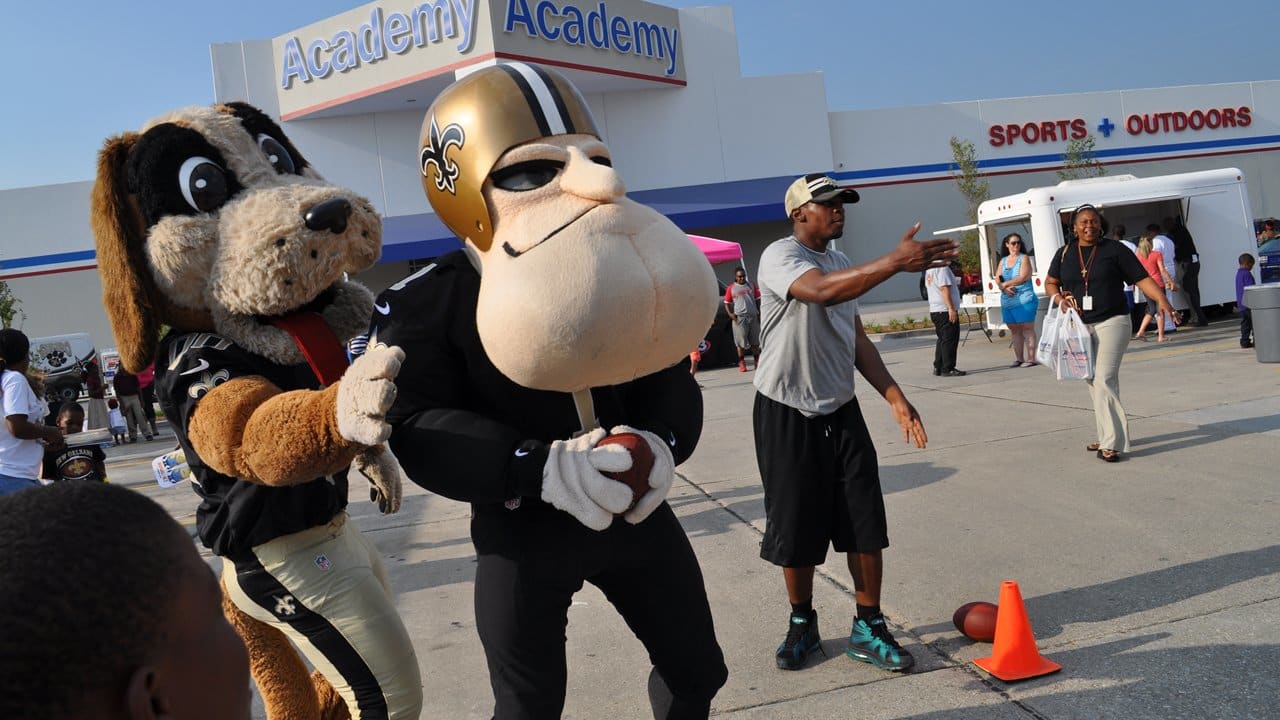 Academy Tailgate Event