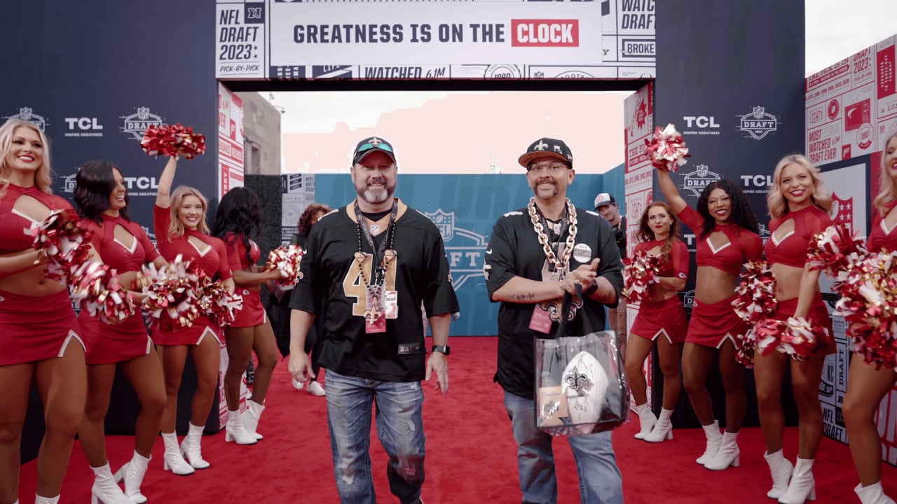 Photo Gallery: NFL Draft Picks Walkin' the Walk on Red Carpet in