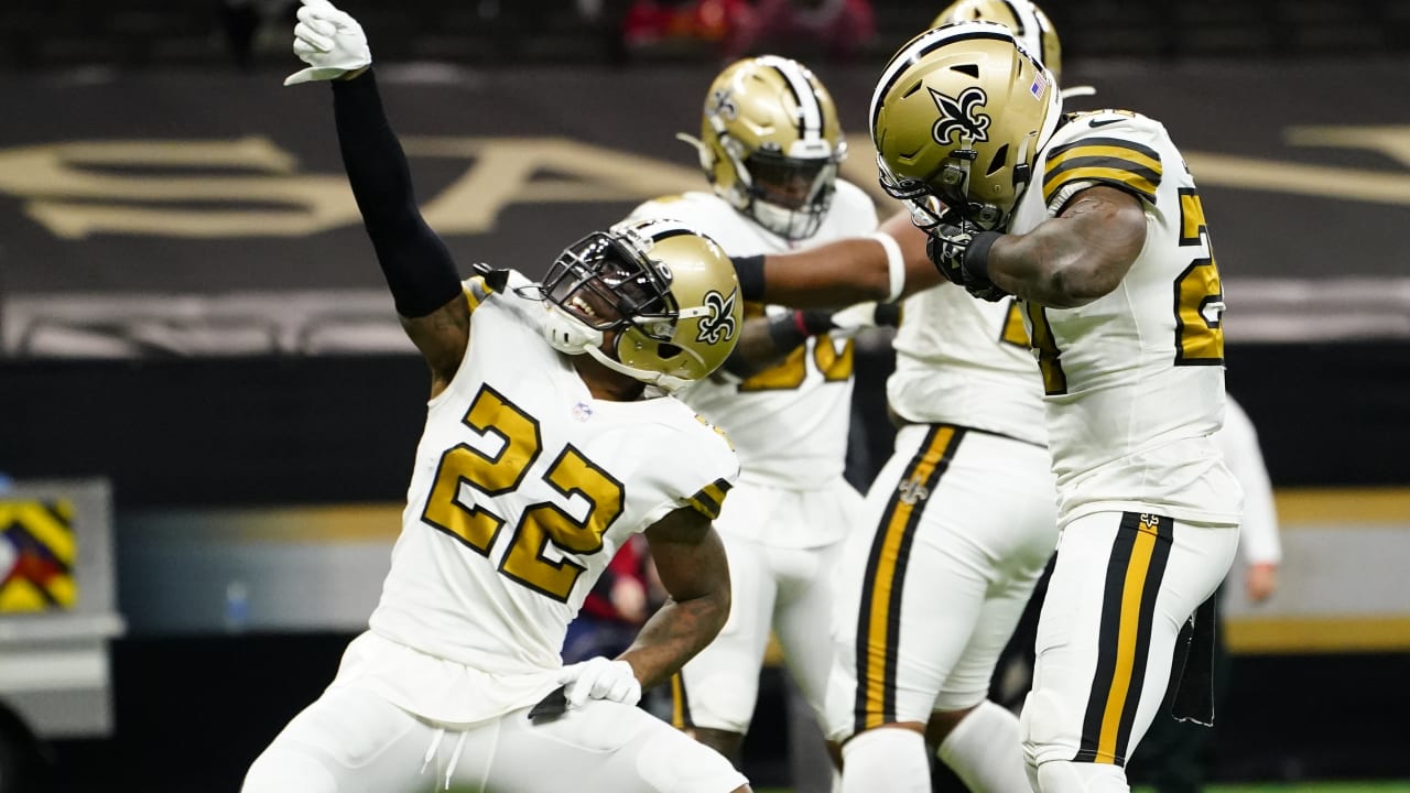 Game recap - Alvin Kamara's six-touchdown performance powers New Orleans  Saints to 52-33 win over Vikings, fourth straight NFC South title