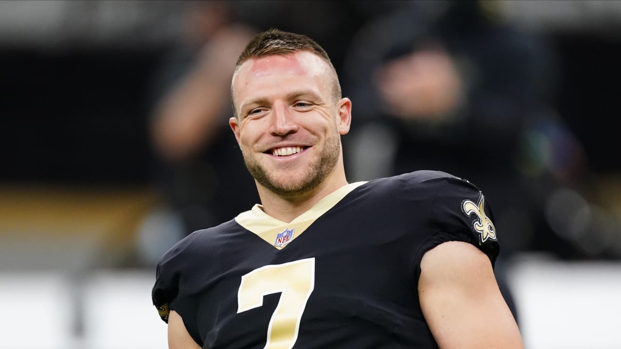 Saints to start Taysom Hill over Jameis Winston for Week 11, per report