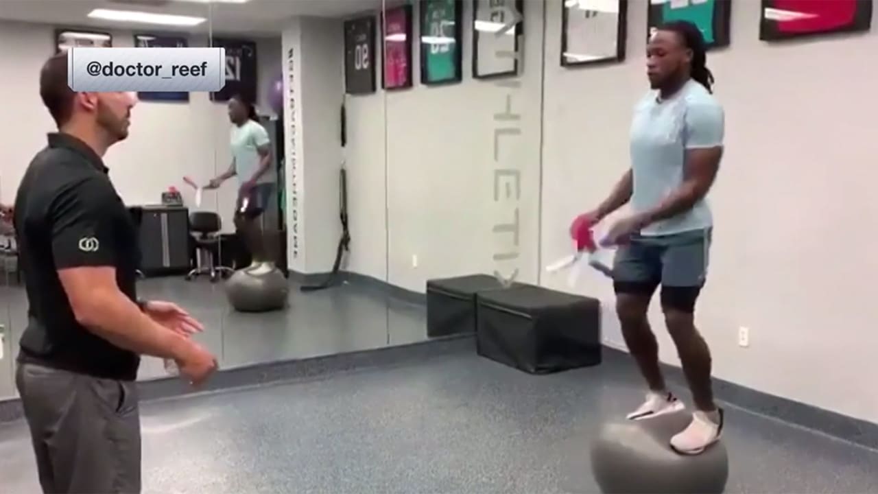 Alvin Kamara's Trainer Shares His Challenging Offseason Workouts