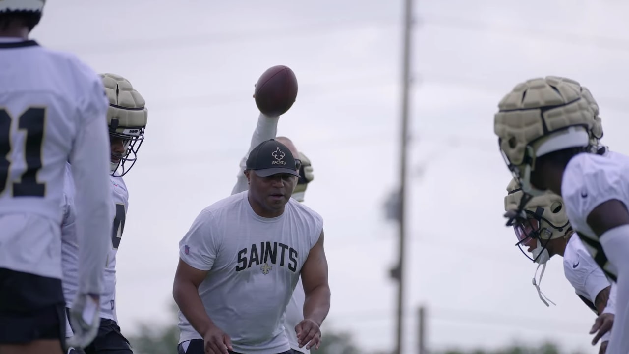 New Orleans Saints Derek Carr ends first Saints preseason drive with 4-yard  TD pass to wide receiver Keith Kirkwood