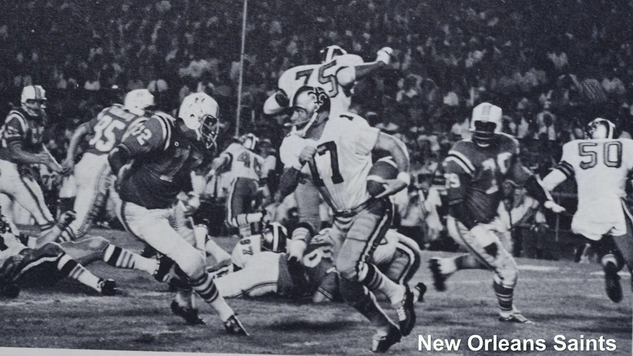 New Orleans Saints quarterback Edd Hargett tries to beat the