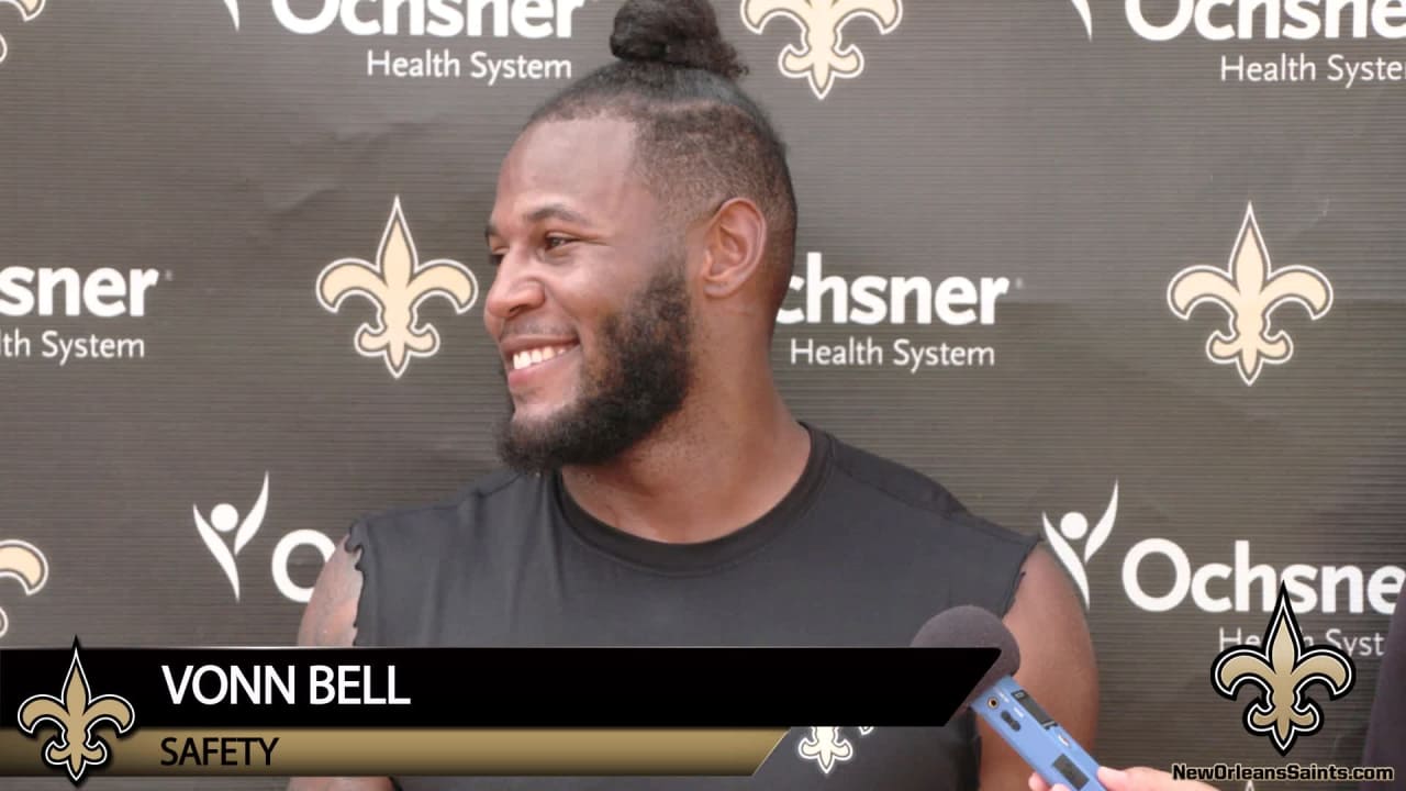 East Rutherford, New Jersey, USA. 2nd Oct, 2018. New Orleans Saints  defensive Vonn Bell (24) during warm ups before a game between the New  Orlean Saints and the New York Giants at