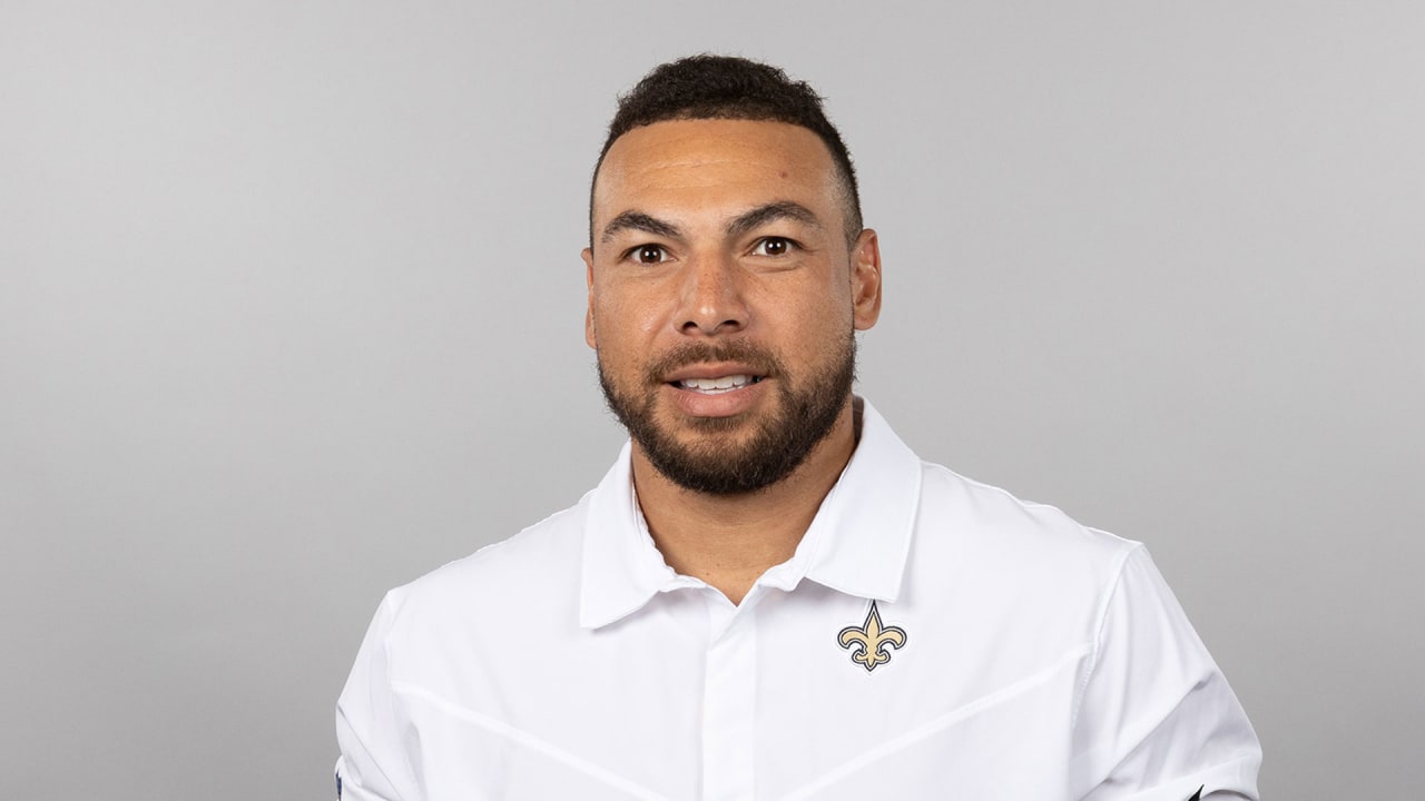 Snead makes Saints roster, Wenning cut by Bengals