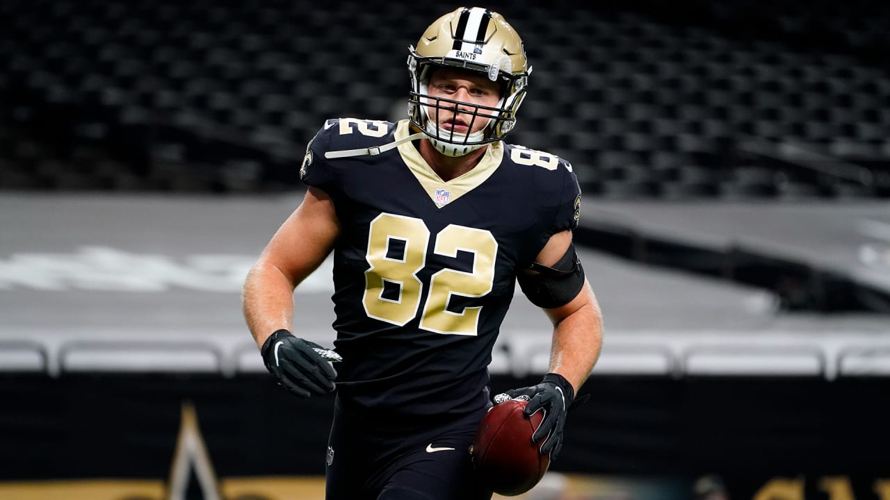 New Orleans Saints linebacker Zack Baun (53) returns a blocked field goal  during an NFL football game against the Carolina Panthers, Sunday, Sep. 19,  2021, in Charlotte, N.C. (AP Photo/Brian Westerholt Stock