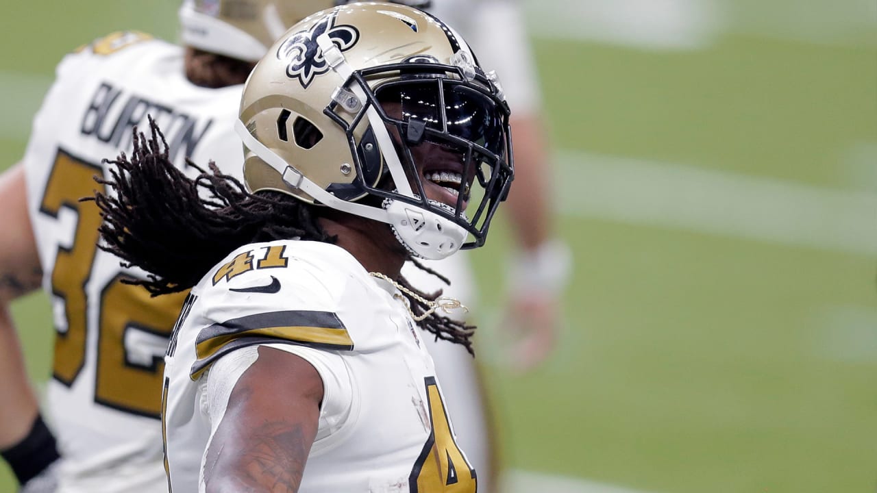 WATCH: Saints' Alvin Kamara rushes for 6 touchdowns against Vikings on  Christmas – The Denver Post