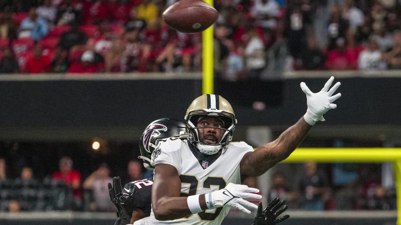 New Orleans Saints tight end Juwan Johnson (83) warms up before an NFL  preseason football game against the Los Angeles Chargers, Friday, Aug. 26,  2022, in New Orleans. (AP Photo/Tyler Kaufman Stock