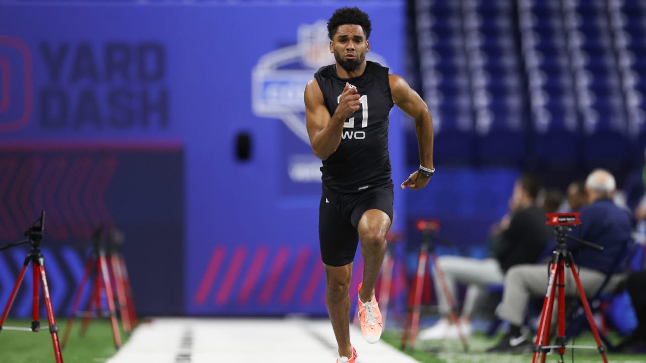 Chris Olave runs official 4.39-second 40-yard dash at 2022 combine