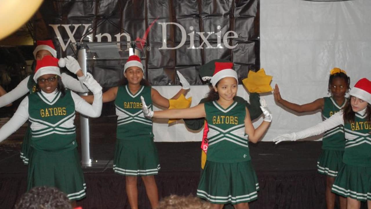 New Orleans Saints present WinnDixie Holiday Harvest benefiting Second