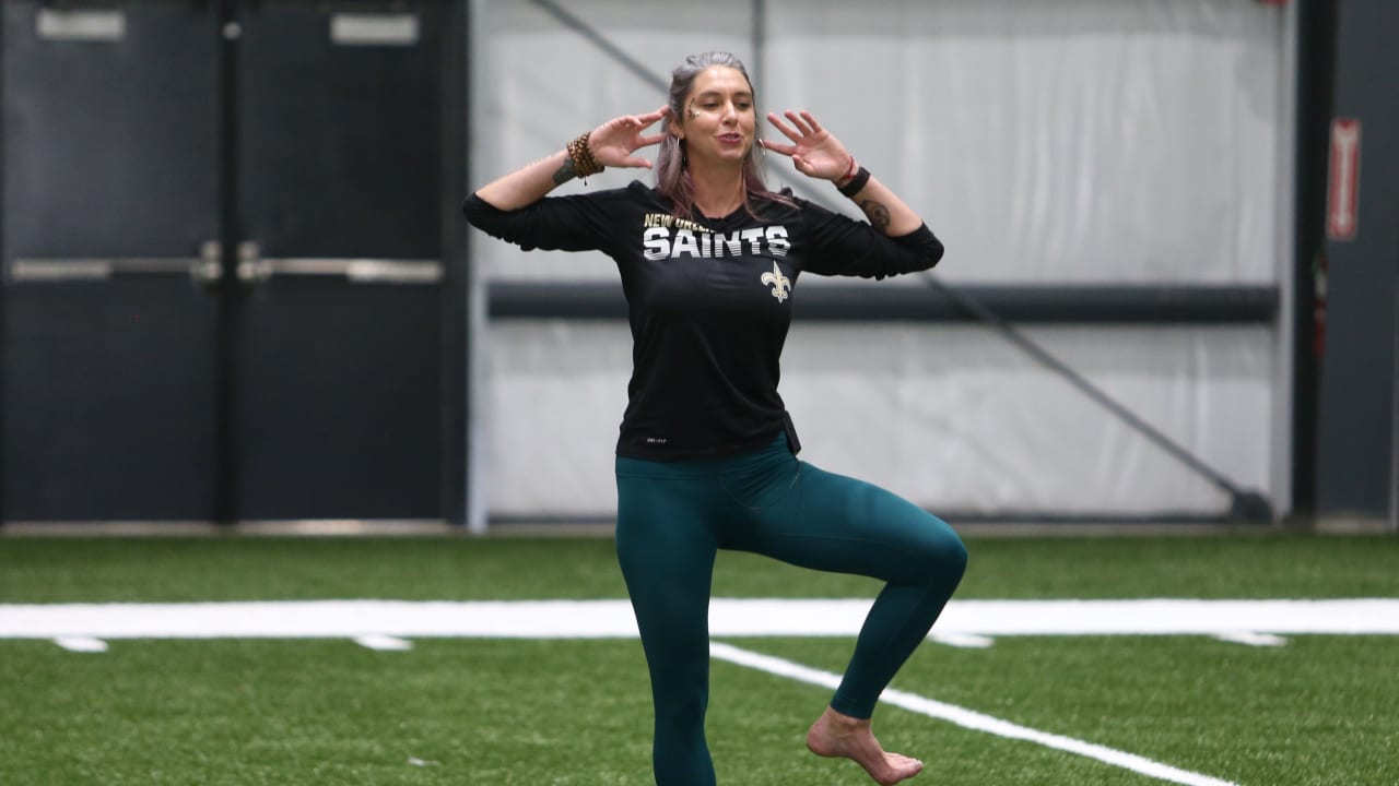 Yoga for Eagles Fans: Yoga on the Field