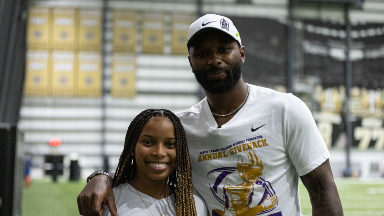 6th Annual Jarvis Landry GiveBack Event