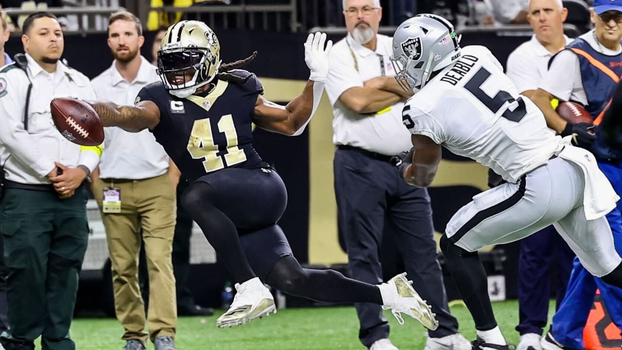 New Orleans Saints Pregame Huddle vs Las Vegas Raiders - 2022 NFL Week 8