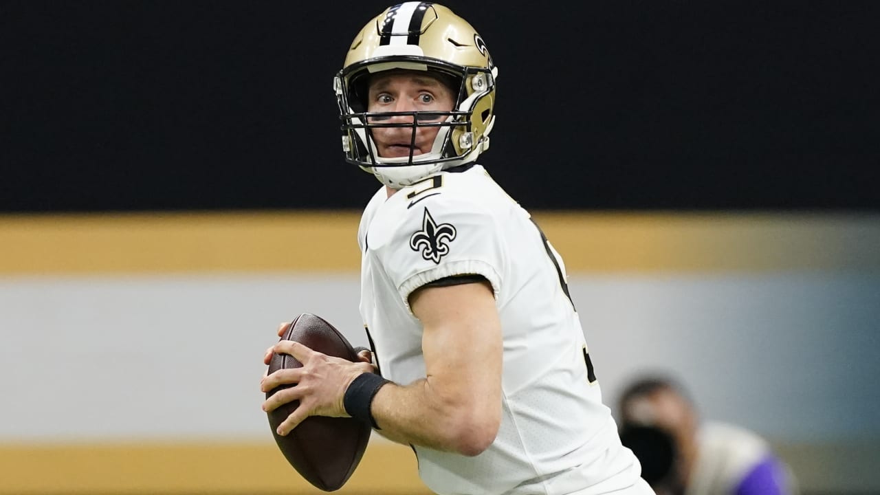 Saints pull QB shocker with Taysom Hill over Jameis Winston