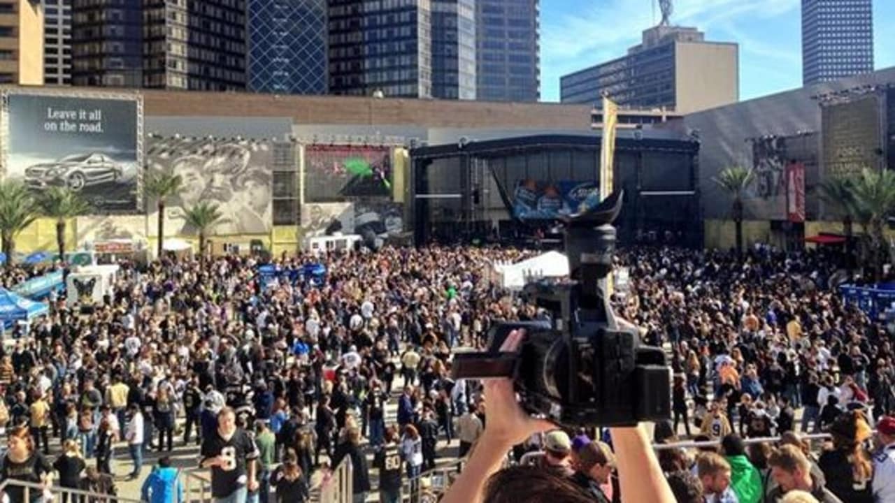 Fans in Champions Square: Buccaneers Game