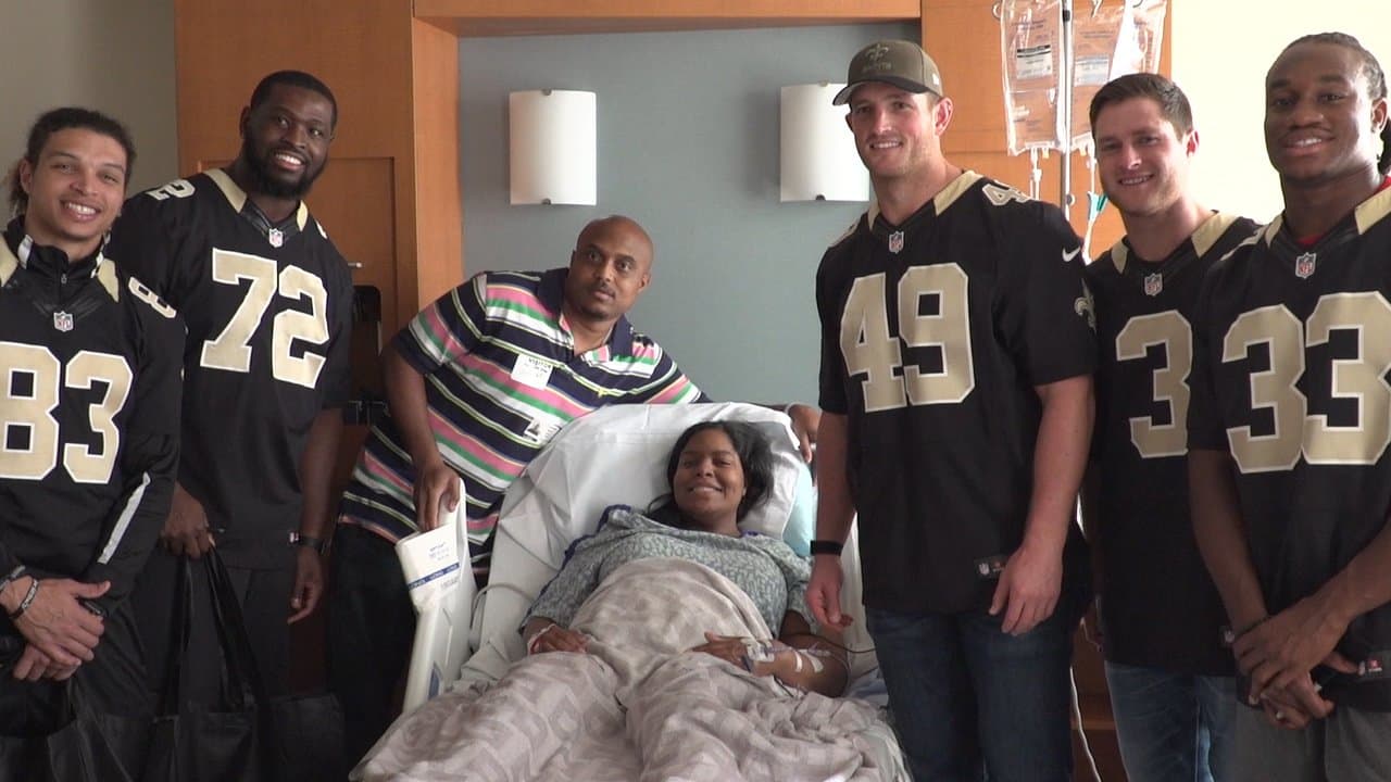 Photos: Saints players visit Ochsner patients in November