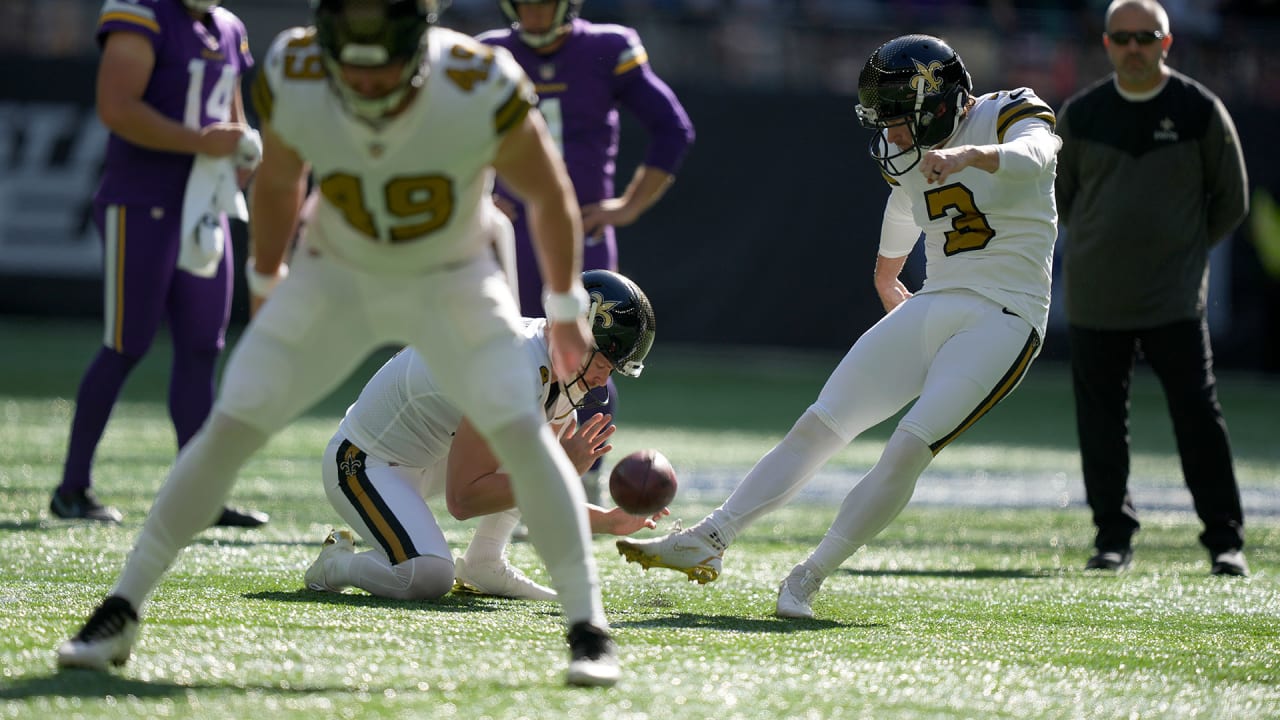 Lutz lifts Saints over Texans with last-second field goal