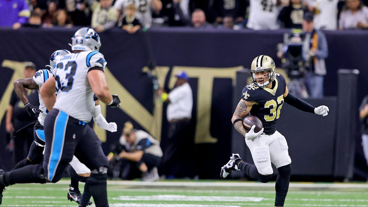 New Orleans Saints vs Carolina Panthers on December 10, 2023