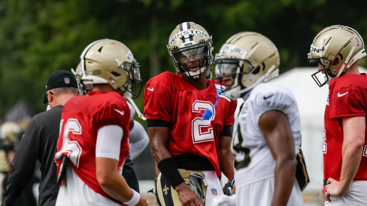 Practice Report (8/22): Sideline observations