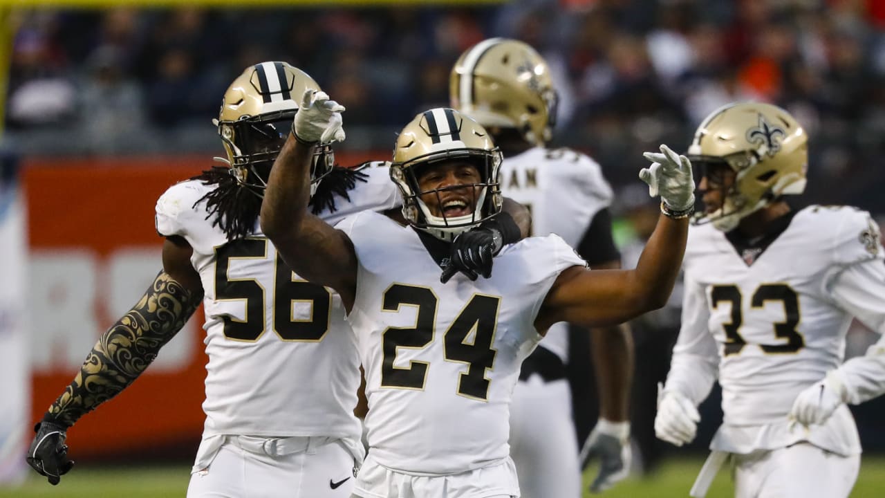 New Orleans Saints dominate in road victory against Bears