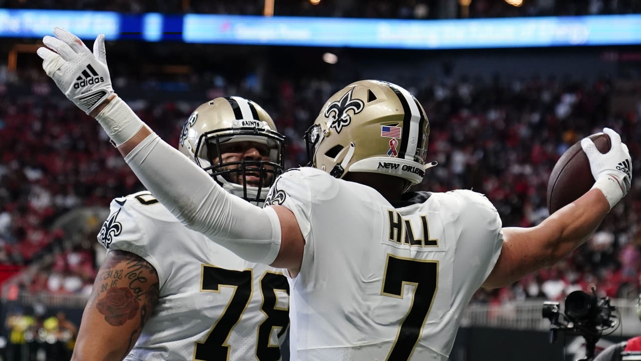 Saints' Taysom Hill Scores Touchdown In London On QB Run