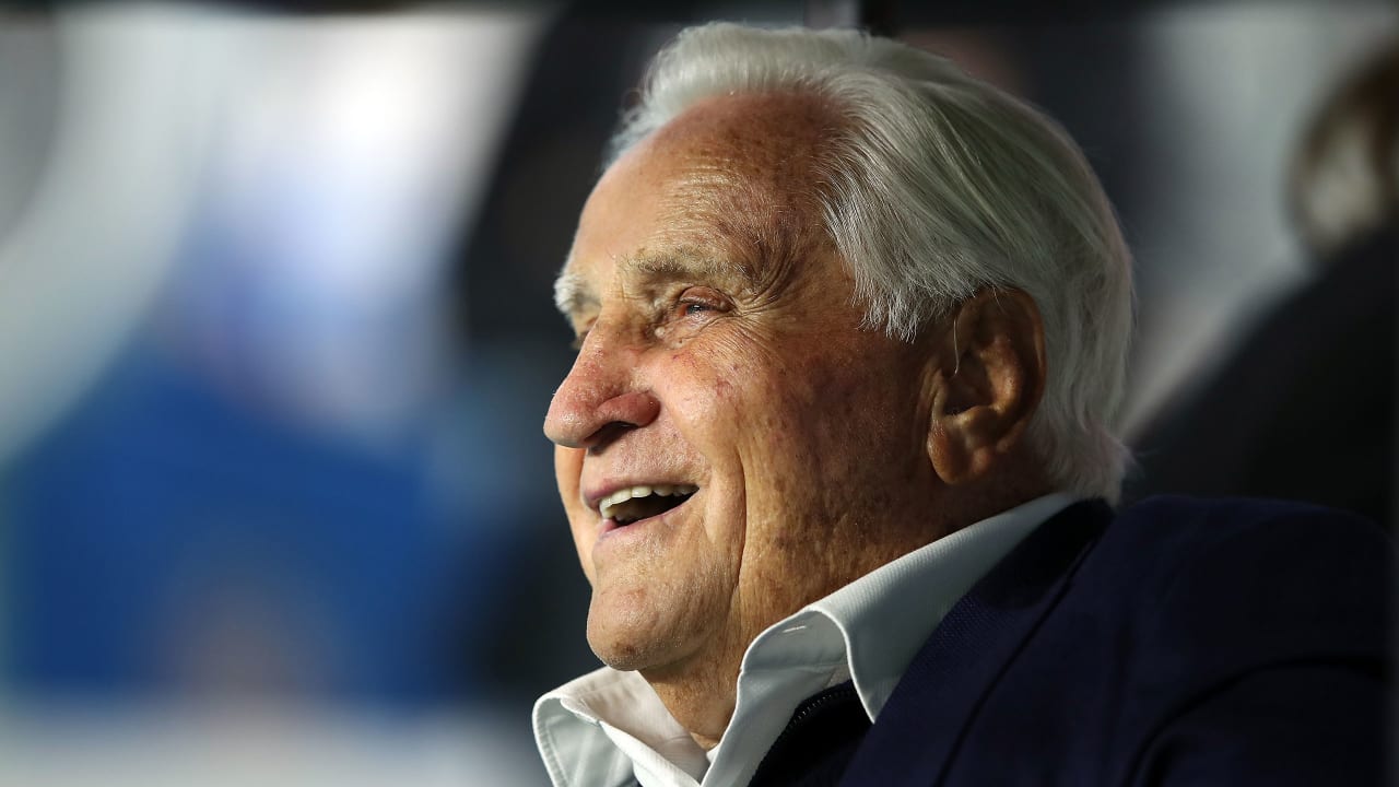 Don Shula dead at 90: NFL world mourns loss of legendary Dolphins coach