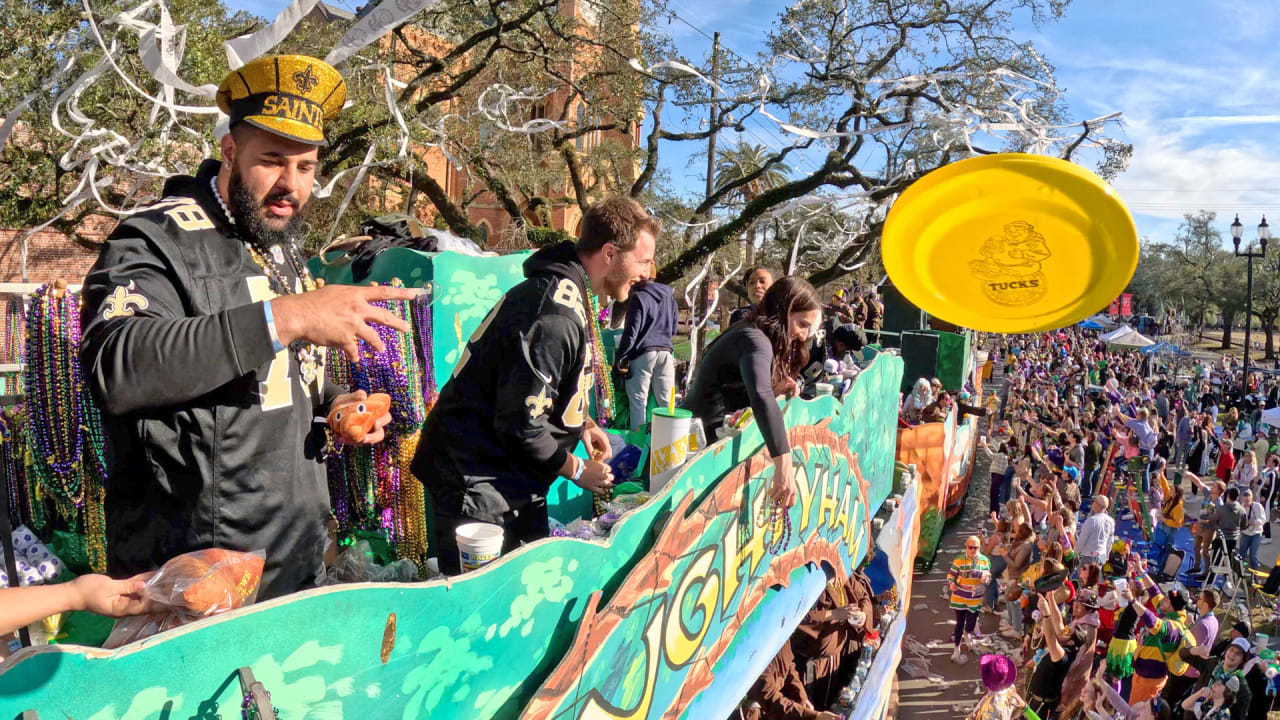 Photos Saints players ride in Krewe of Tucks parade during Mardi Gras 2023