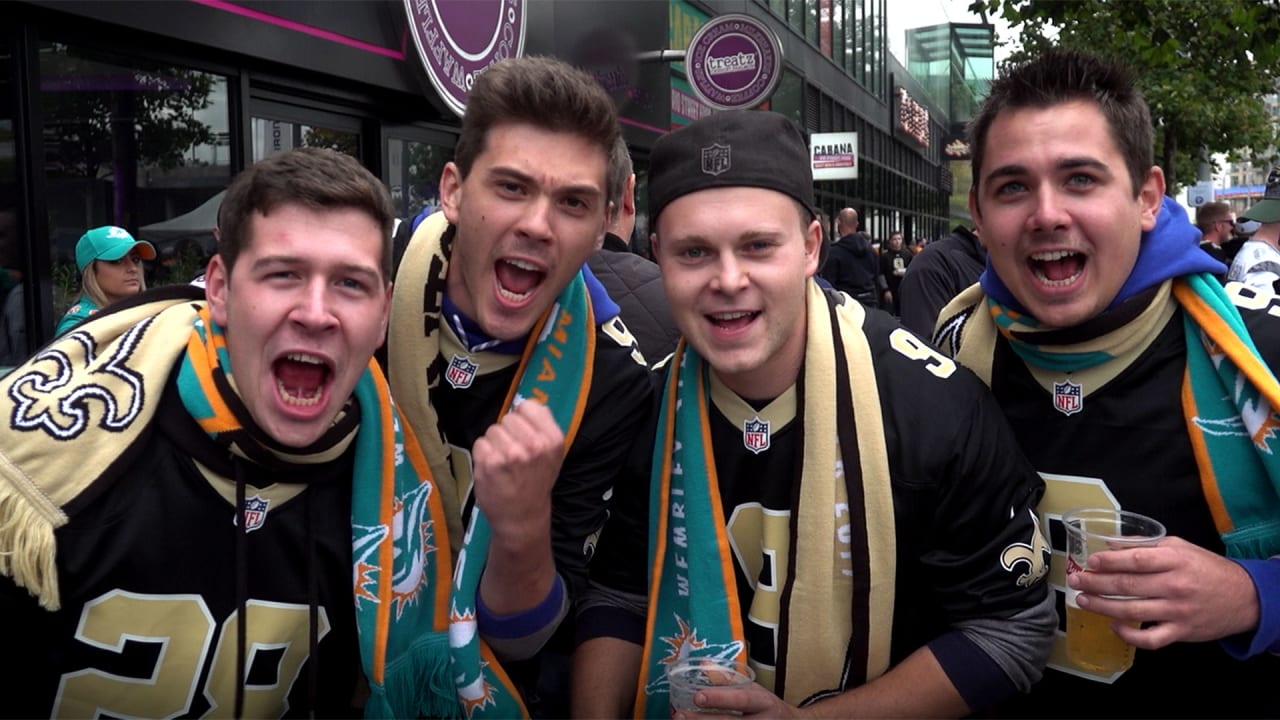 NFL London Games 2022: Walking on Gameday to the Tottenham Hotspur