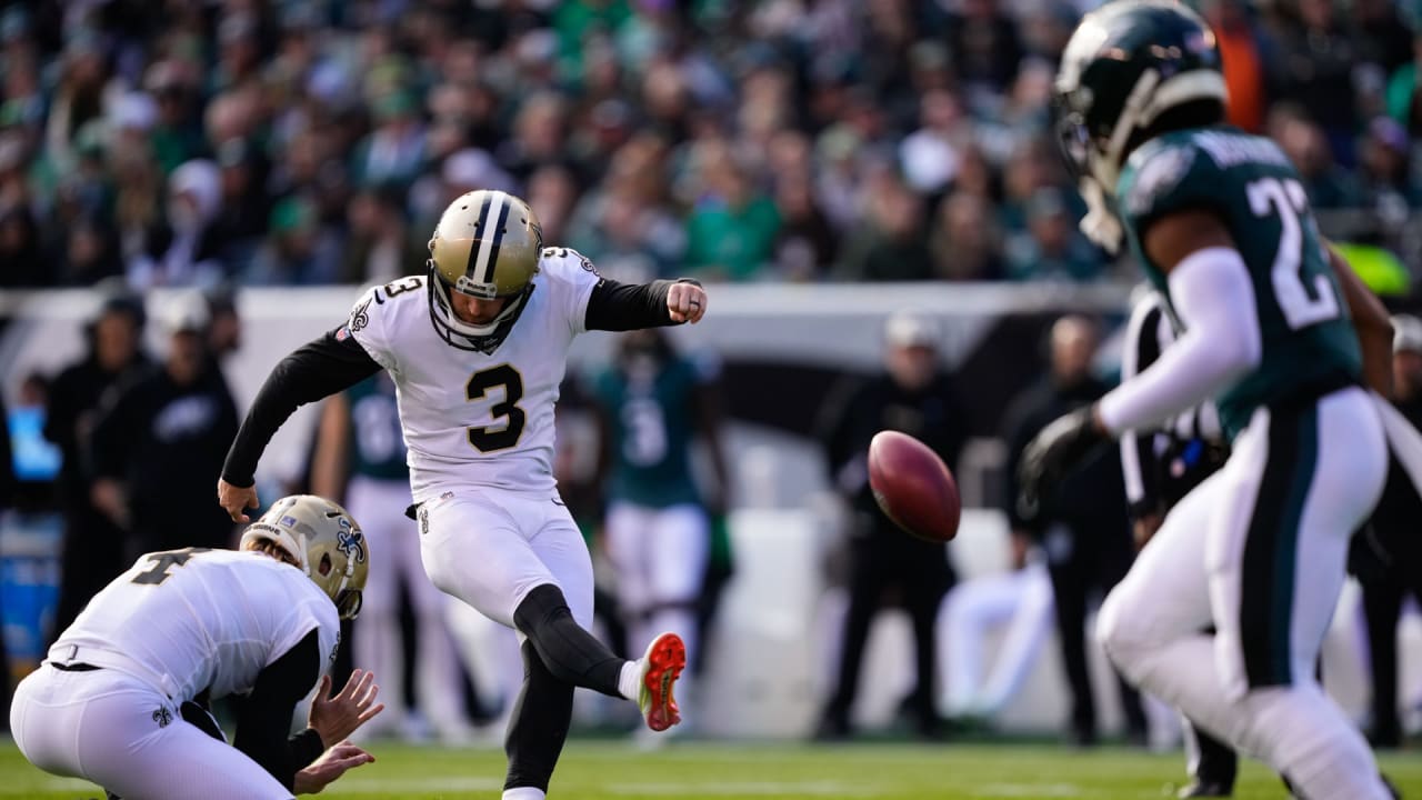 Wil Lutz crushes the 54yard field goal to go up 10 Eagles vs. Saints Highlights 2022 Week 17