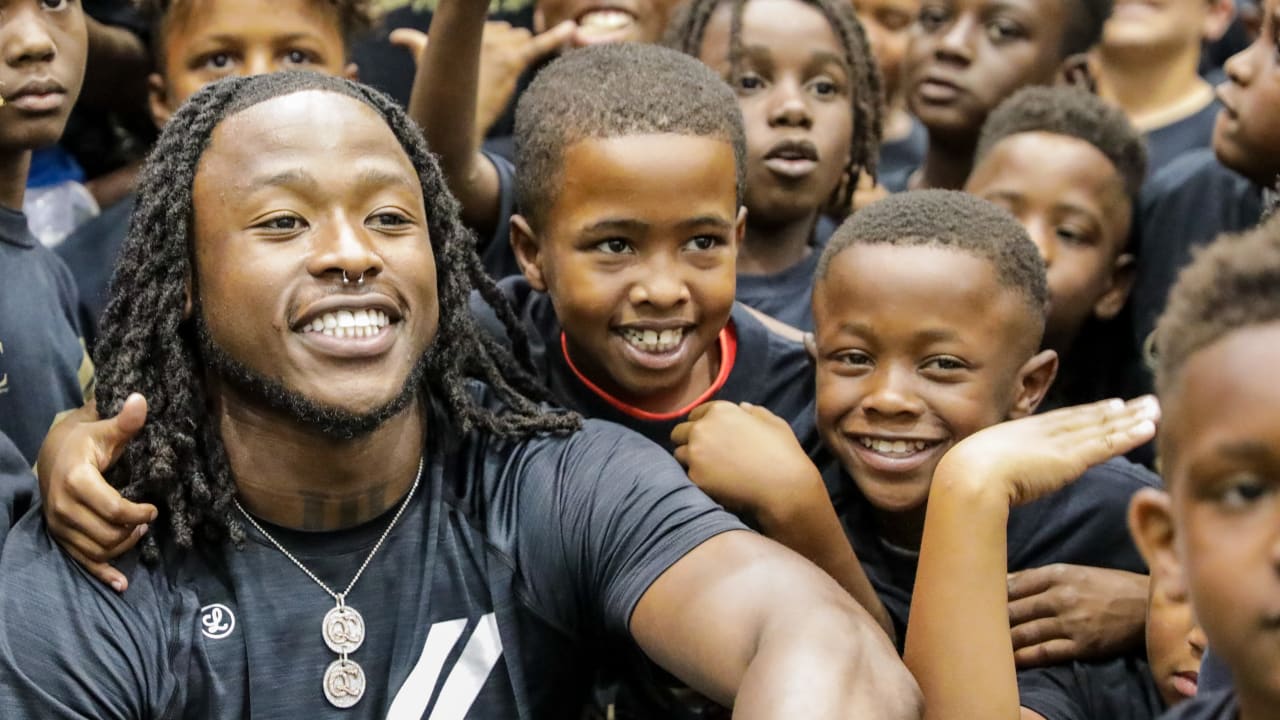 Alvin Kamara hosts second annual youth football camp