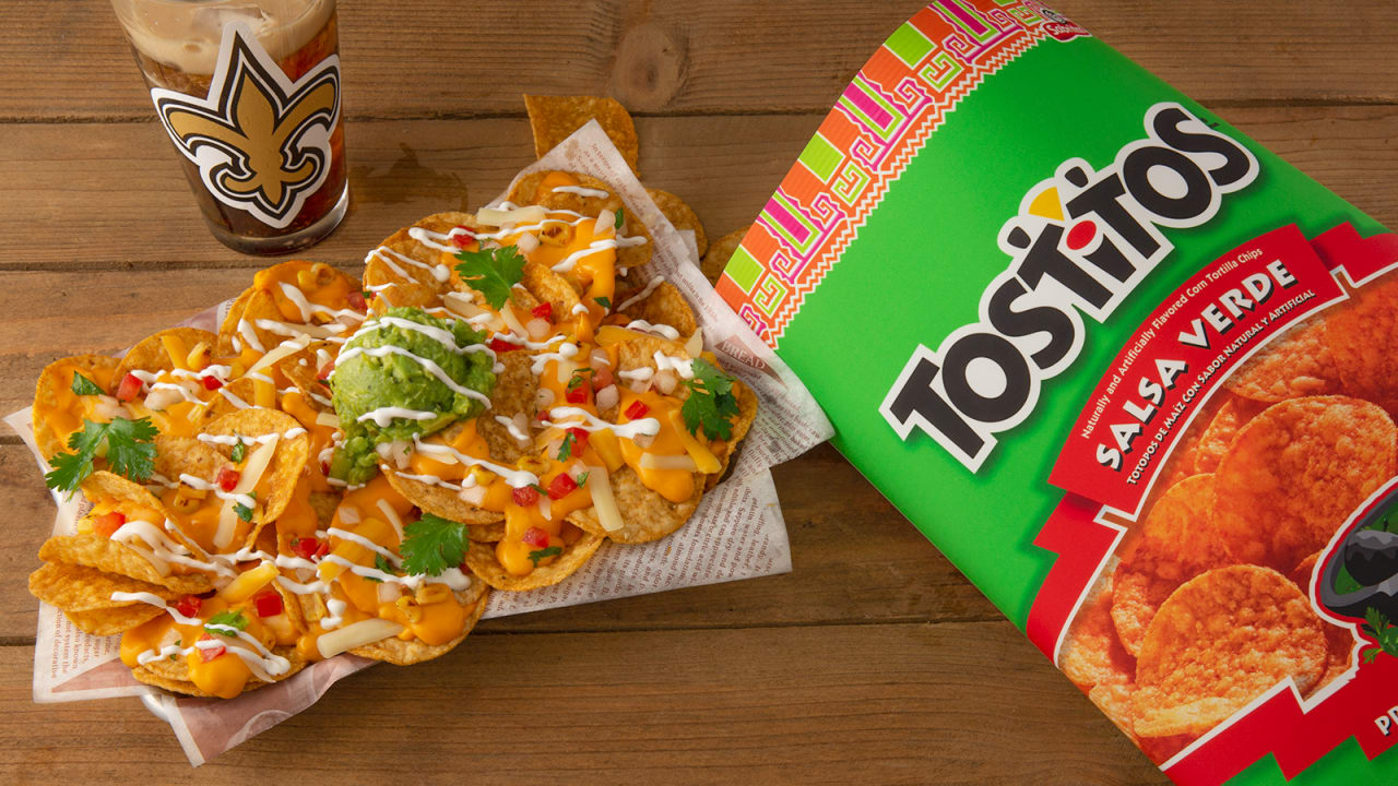 FritoLay Tailgate Meal of the Week: Tostitos Salsa Verde Nachos