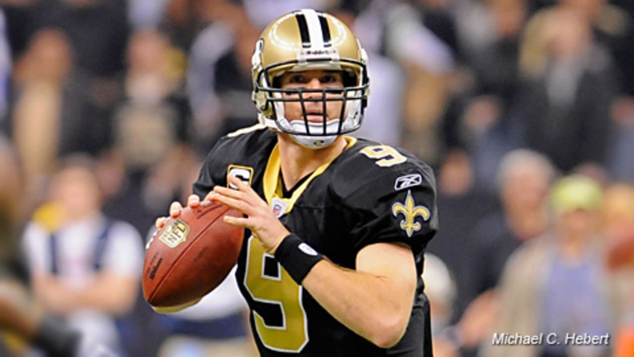 2009 November 30: New England Patriots quarterback Tom Brady (12) takes a  time out during a 38-17 win by the New Orleans Saints over the New England  Patriots at the Louisiana Superdome