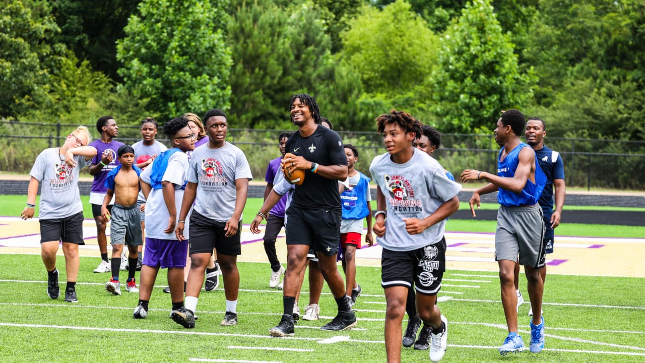 Chicago Bears Hold Youth Football Camp at All Saints Catholic