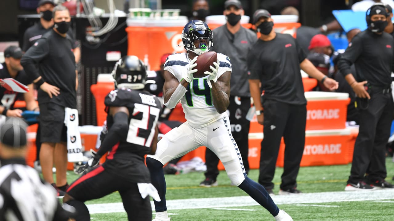 Falcons lose to Seahawks, Russell Wilson throws 4 touchdown passes