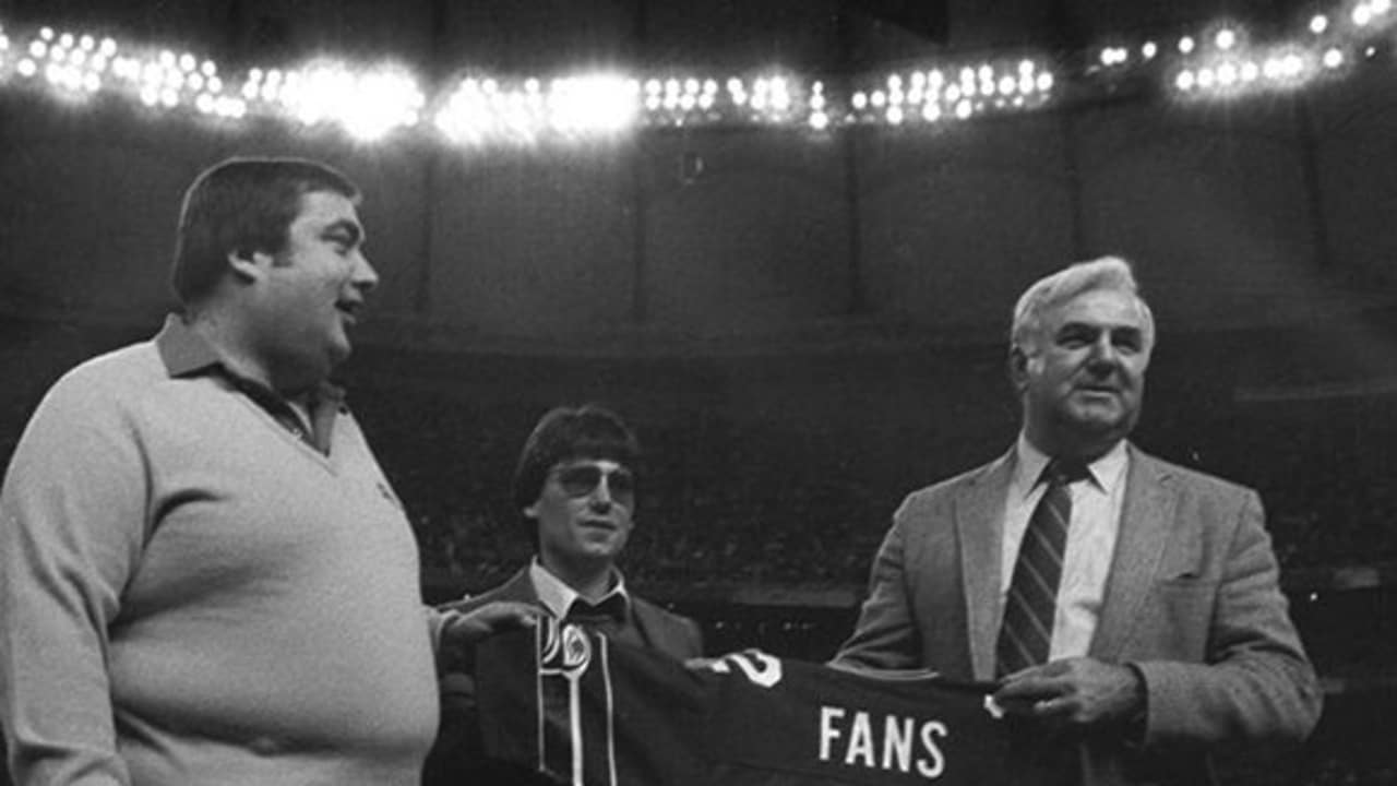 30th Anniversary of the 12 Jersey Retirement