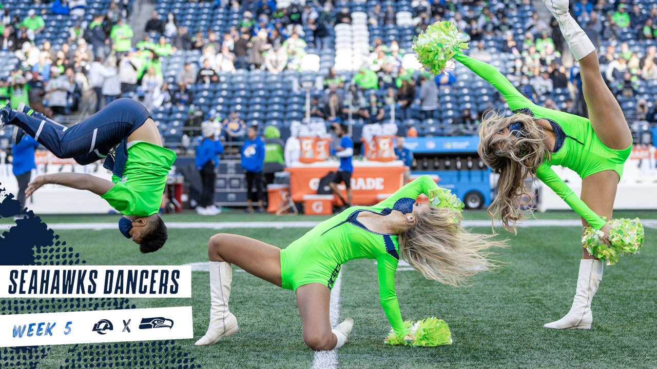 PHOTOS: Junior Seahawks Dancers Take The Field At Preseason Game 2