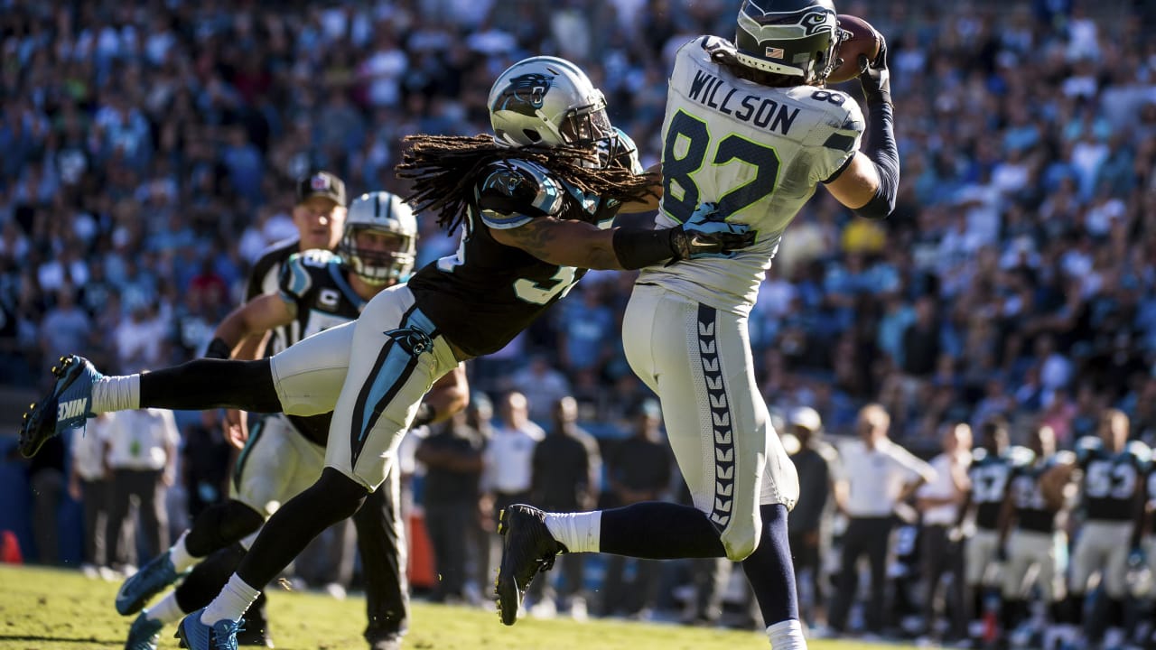 Seattle Seahawks on X: Week 14 Uniform Combo: #SEAvsGB Wolf Grey