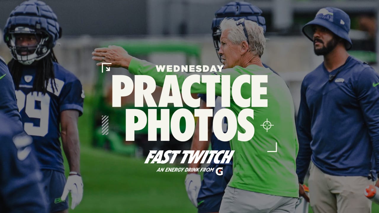 Seattle Seahawks' Jamar Adams in action during a NFL football practice  Monday, Aug. 2, 2010, in Renton, Wash. (AP Photo/Elaine Thompson Stock  Photo - Alamy