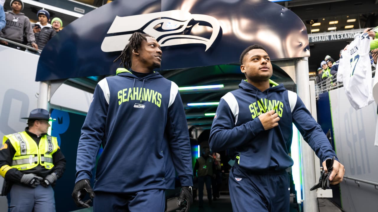 Seahawks stare at playoff chances and shattered 2022 expectations