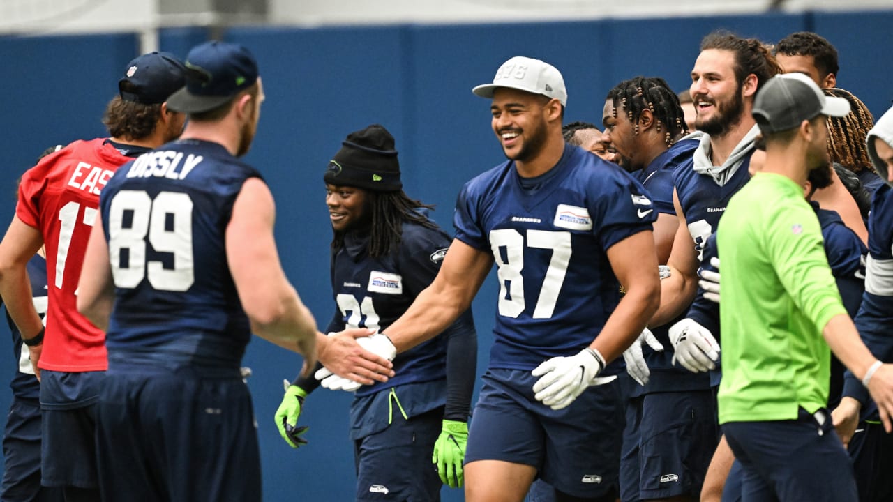 Top 2022 Seahawks Training Camp Storylines Can Tight End Indeed Be A