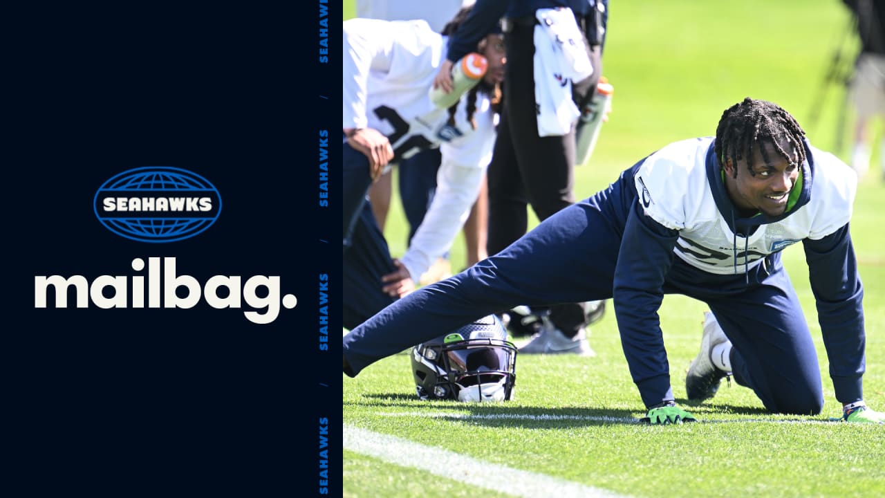 Seahawks Mailbag: Team Chemistry, Rookies Starting, No. 3 Receiver & More