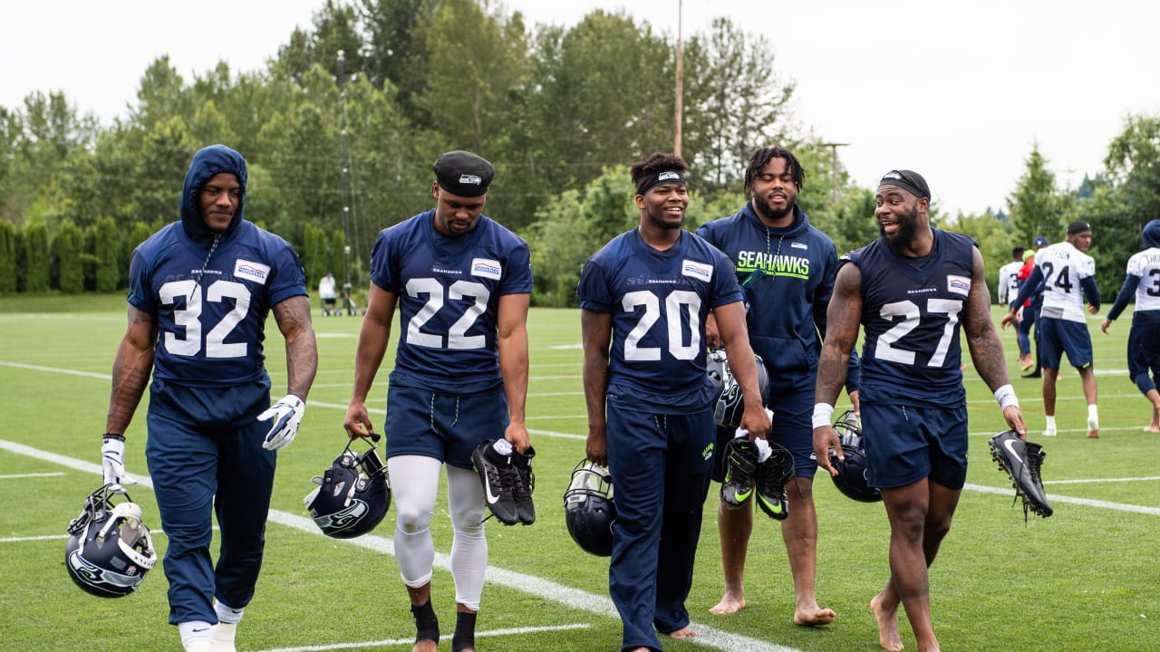 Marshawn Lynch's return provides a spark for Seahawks locker