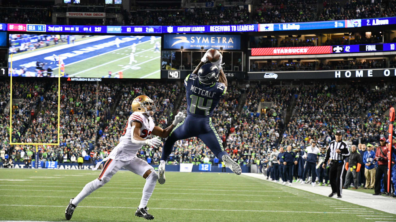 Video: Seahawks receiver DK Metcalf gets struck out by Quavo in