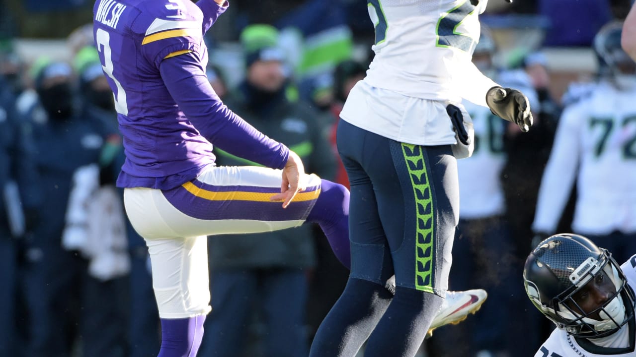 Seahawks edge Vikings 10-9 after Walsh miss