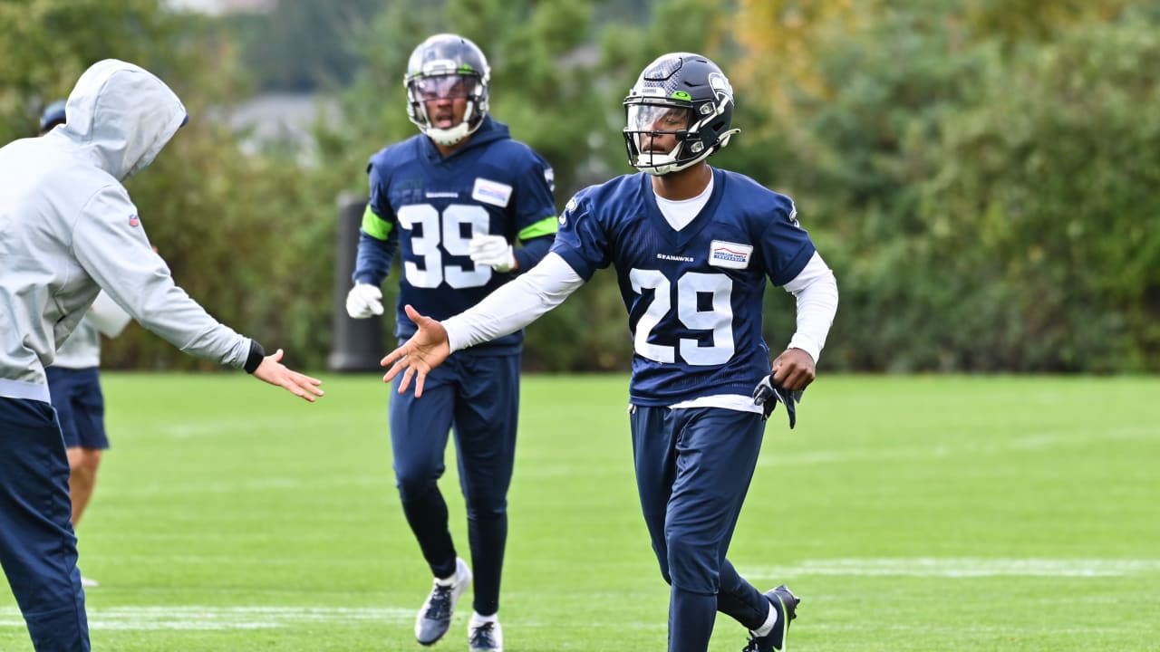 Seahawks 90-Man Roster Rundown: Colby Parkinson - Sports Illustrated  Seattle Seahawks News, Analysis and More